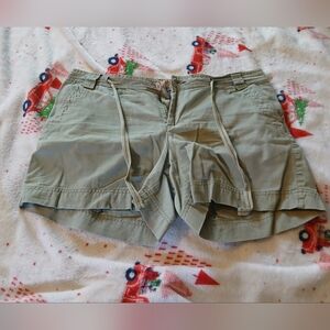 Natural Reflections Olive Women's Shorts